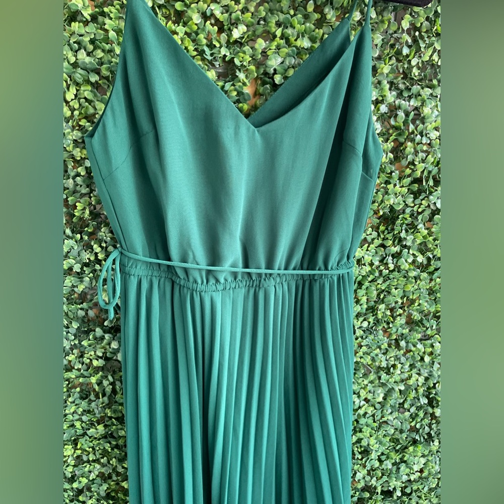 ASOS Midi Dress | Stunning Emerald Green | Sleeveless W/ Belt - NWOT - Picture 5 of 10